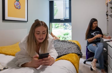Platinum En Suite, The Refinery, Bingley Street, University Of Leeds, Leeds - Image 2